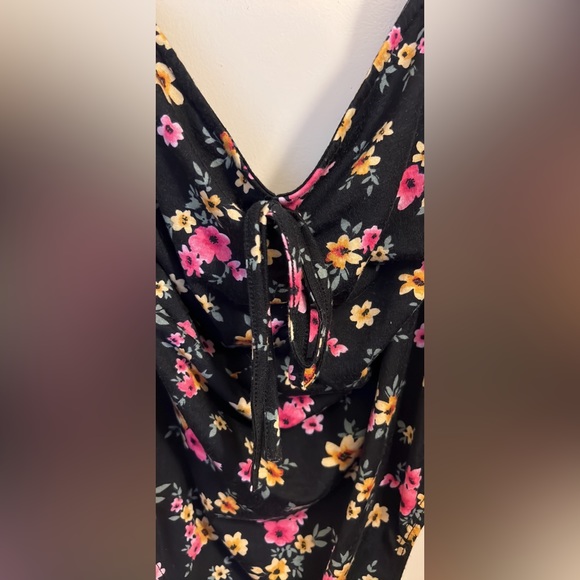 🌸 Floral Shein Curve BodySuit 🌸 🎉HP🎉 Price Dropped! - Picture 3 of 5